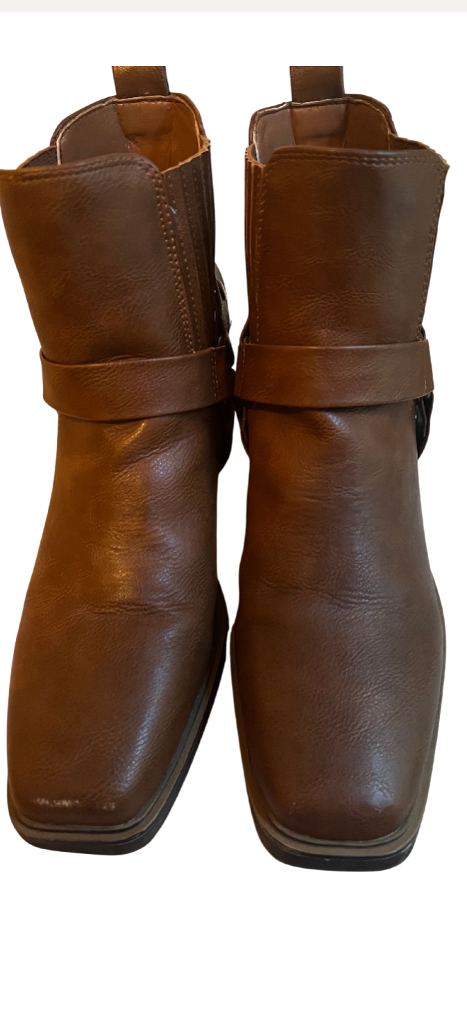 Sonoma Ankle Boots